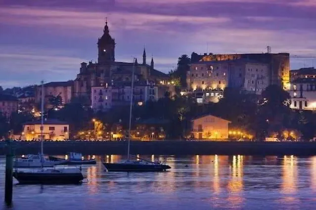 Nuevo En La Parte Vieja Apartamento Hondarribia